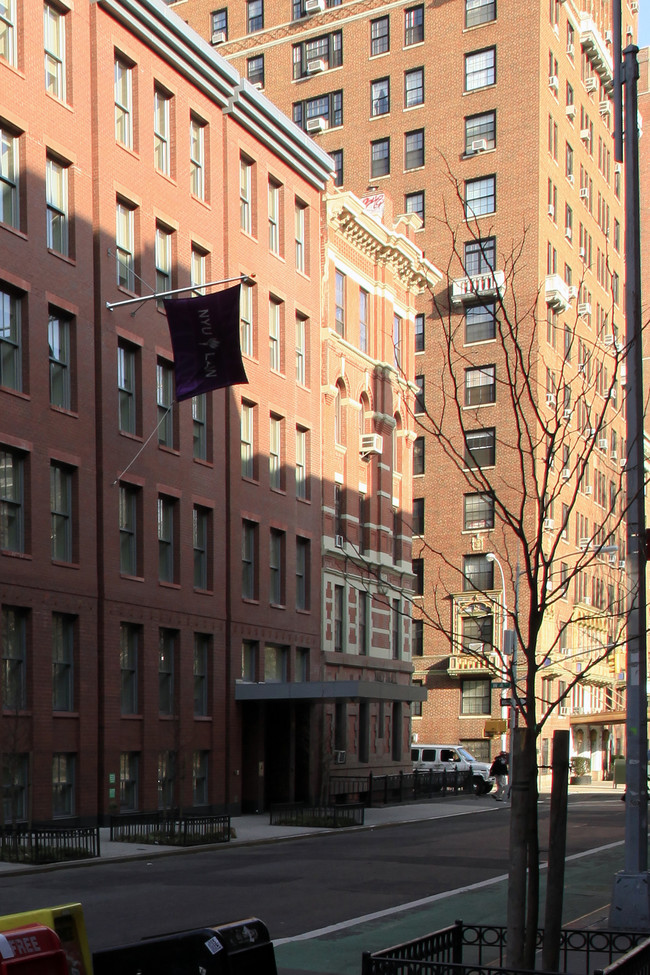 141 MacDougal St in New York, NY - Building Photo - Building Photo