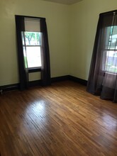 623 Raub St, Unit 1 in Joliet, IL - Building Photo - Building Photo