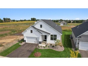 2133 Westpointe Dr in Hastings, MN - Building Photo - Building Photo