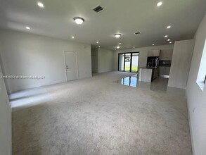 22735 SW 130th Ave in Miami, FL - Building Photo - Building Photo