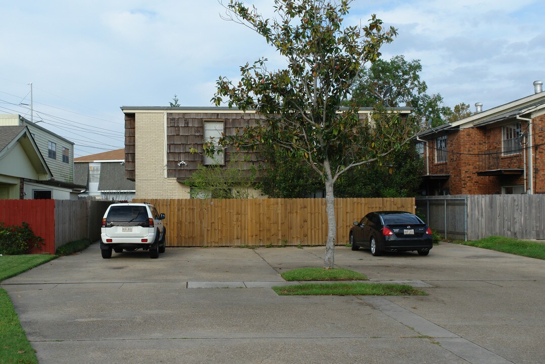 4408 Lake Vista Dr in Metairie, LA - Building Photo