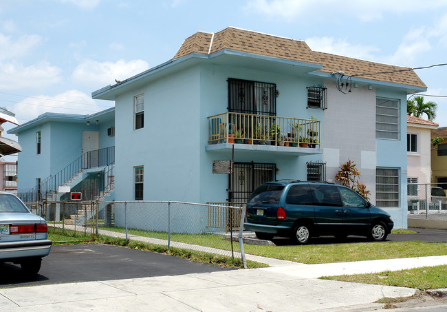 1259 NW 4th St in Miami, FL - Building Photo - Building Photo