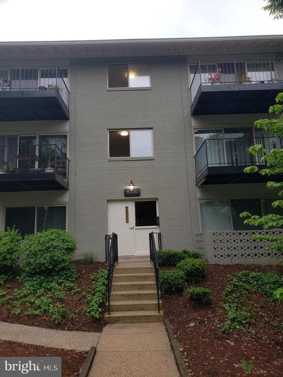 property at 8700 Manchester Rd