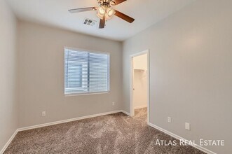 14551 W Port Royale Ln in Surprise, AZ - Building Photo - Building Photo