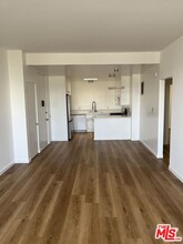 1342 10th St in Santa Monica, CA - Building Photo - Building Photo