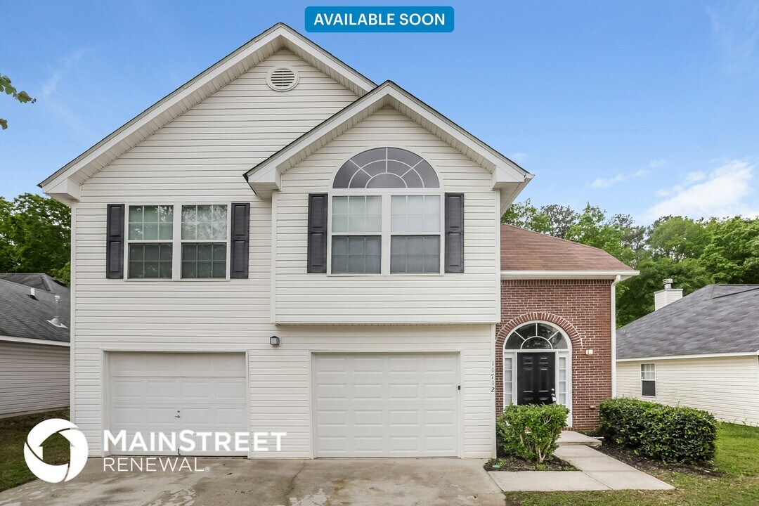11712 Registry Blvd in Hampton, GA - Building Photo