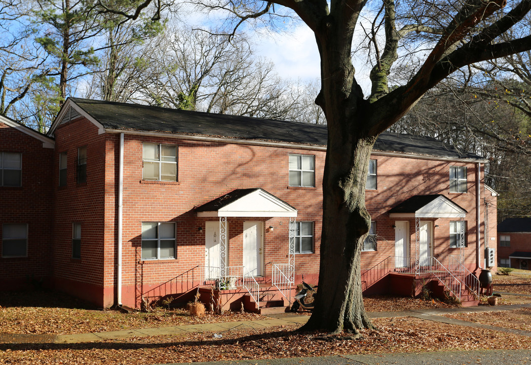 Westlake Village in Atlanta, GA - Foto de edificio