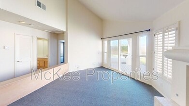 18 S Cays Ct in Coronado, CA - Building Photo - Building Photo