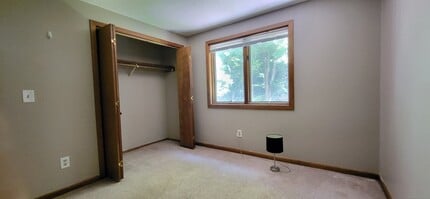 1730 Farmington Ave in Farmington, CT - Building Photo - Building Photo