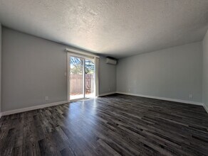 1044 Q St in Springfield, OR - Building Photo - Building Photo