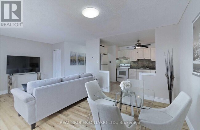 property at 1016 Falgarwood Dr