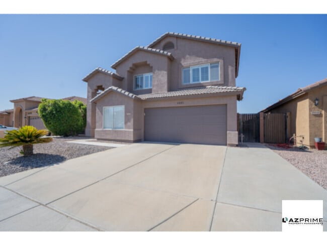property at 4445 E Cottonwood Ln