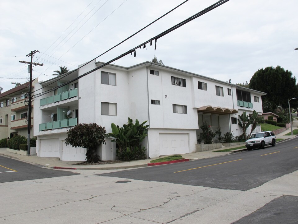 4404 Don Miguel Dr in Los Angeles, CA - Building Photo