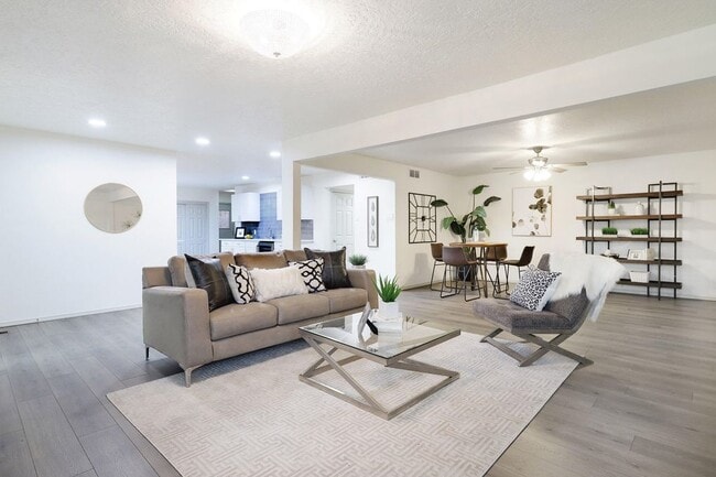 9620 San Gabriel Rd NE in Albuquerque, NM - Building Photo - Building Photo