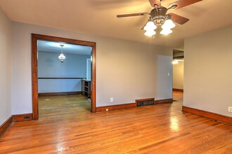 14 22nd St in Bristol, TN - Building Photo - Building Photo