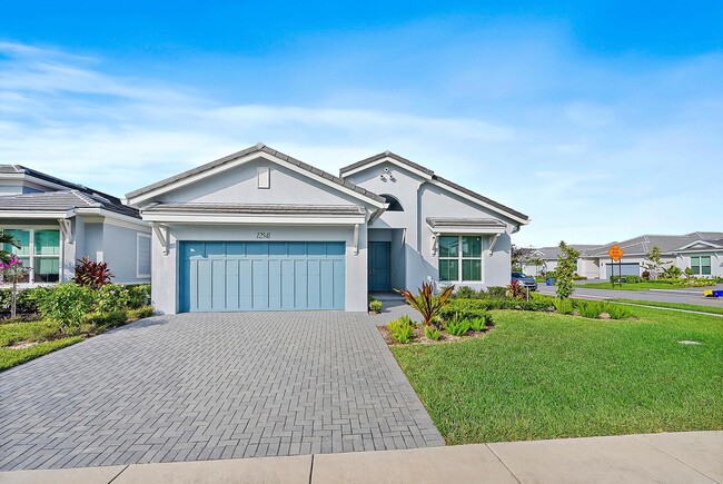 12541 Nautilus Cir in Palm Beach Gardens, FL - Building Photo - Building Photo