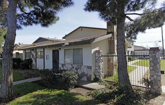 4545 Canoga St Apartments