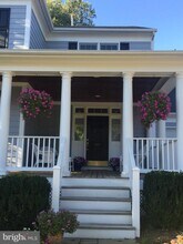 8807 Ridge Rd in Bethesda, MD - Building Photo - Building Photo