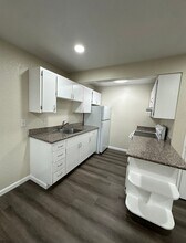 3142 Grant St, Unit 8 in Concord, CA - Foto de edificio - Building Photo