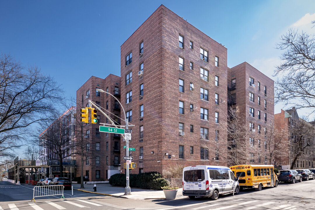 9406 34th Ave in Jackson Heights, NY - Building Photo