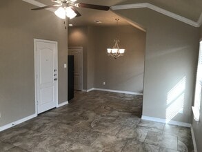 4601 Skyflower Ln in Killeen, TX - Building Photo - Building Photo
