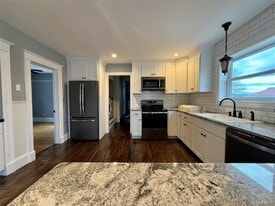 30 Delafield St in Poughkeepsie, NY - Building Photo