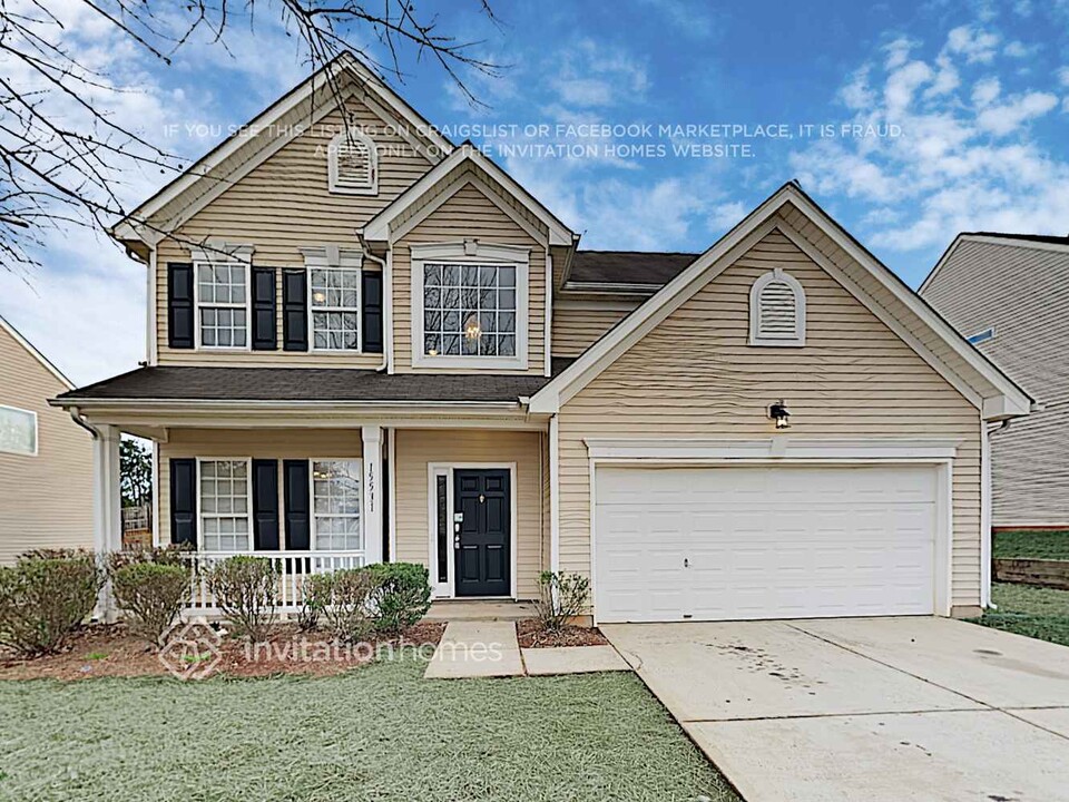 15531 Baltinglass Ct in Charlotte, NC - Building Photo