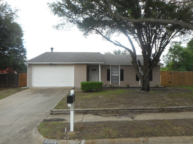 property at 3209 Chalmette Ct