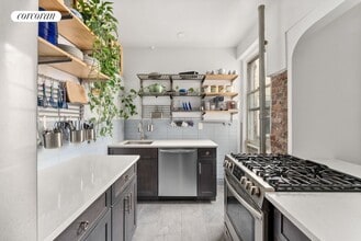 811 Walton Ave in Bronx, NY - Foto de edificio - Building Photo