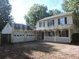 8601 Thorncliff Fairway, Unit 2 in Memphis, TN - Building Photo