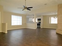 7307 Shoshone Dr in Baytown, TX - Building Photo - Building Photo