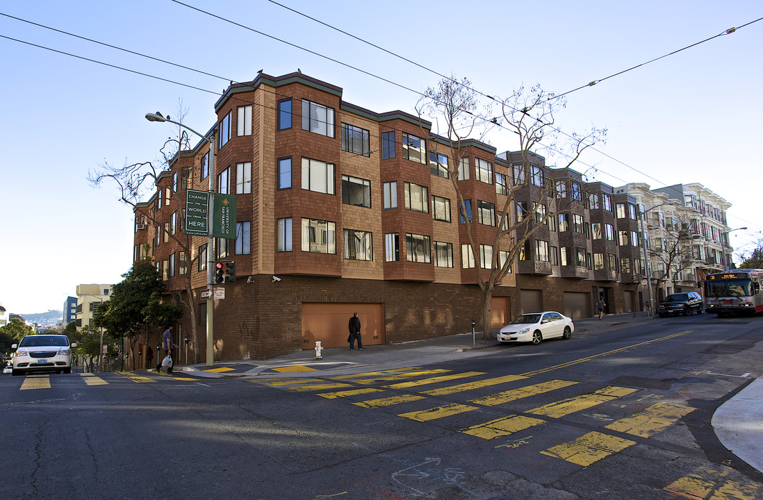 885 Franklin St in San Francisco, CA - Building Photo