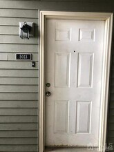 5013 Ravens Crest Dr in Plainsboro, NJ - Building Photo - Building Photo