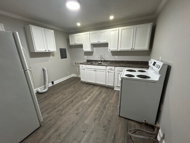 112 Holland Ave in Jackson, TN - Building Photo - Building Photo