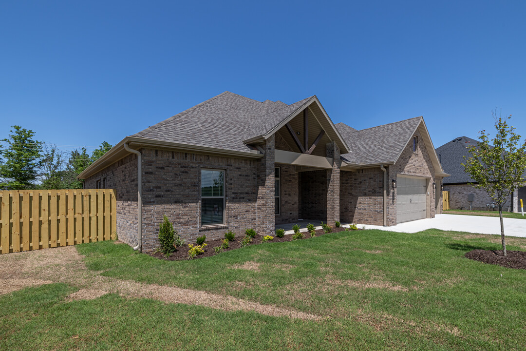 1701 Booker in Pea Ridge, AR - Building Photo