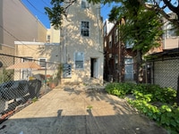 2238 N Park Ave photo'
