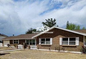 1724 E Hope St in Mesa, AZ - Building Photo