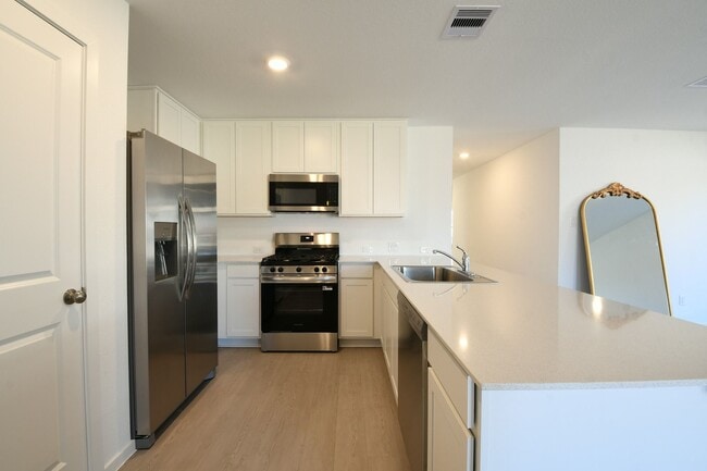 2823 Cedar Rock St in League City, TX - Building Photo - Building Photo