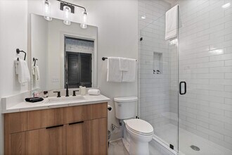 722 Mcferrin Ave-Unit -ID1241259P in Nashville, TN - Building Photo - Building Photo