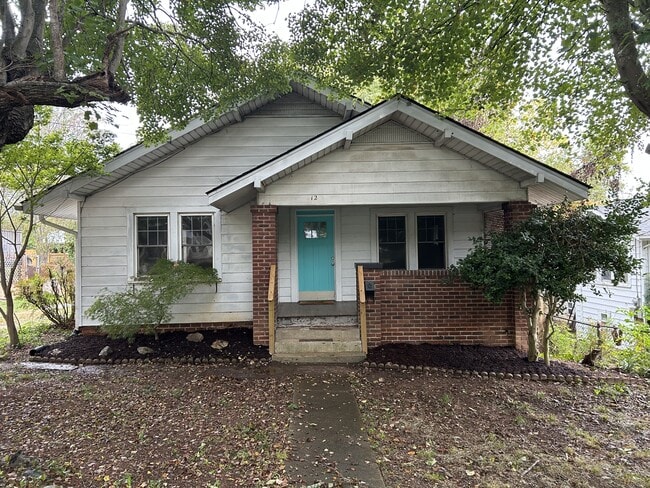 property at 12 Harvard Pl
