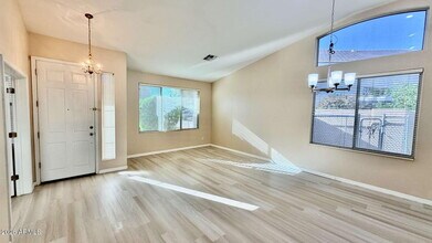 1543 S Sean Ct in Chandler, AZ - Building Photo - Building Photo