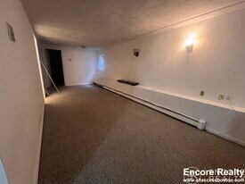 24 St Cyprians Pl in Boston, MA - Building Photo