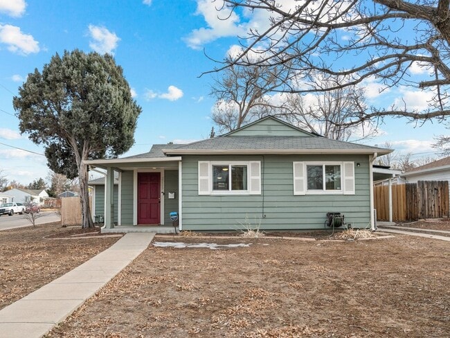 property at 2000 W Virginia Ave