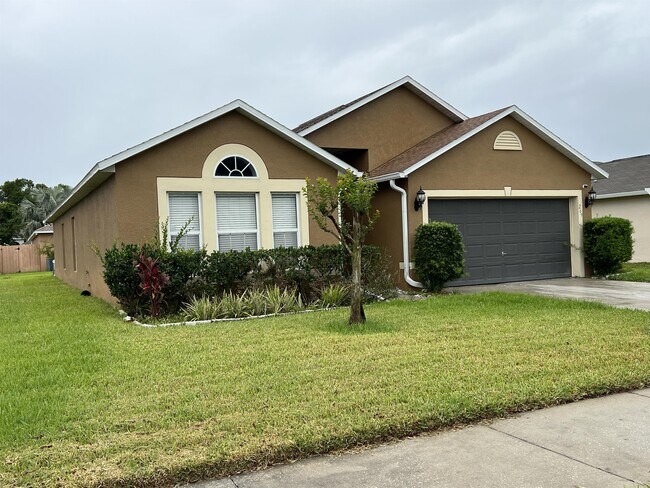 269 McKay Blvd