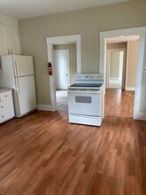 217 Pine St, Unit 217P-A in Nashua, NH - Building Photo - Building Photo