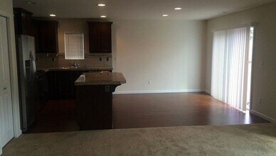 20224 3rd Pl W in Lynnwood, WA - Building Photo - Building Photo