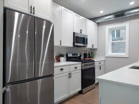 2641 W Carmen Ave, Unit 1 in Chicago, IL - Building Photo
