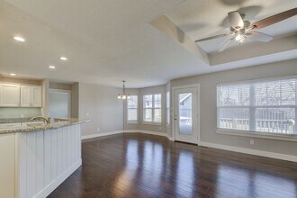 343 Holts Lake Dr in Branson, MO - Building Photo - Building Photo