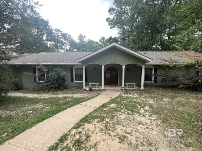 property at 100 Lynwood Cir