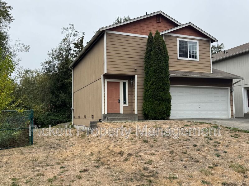 3301 Rickey Rd in Bremerton, WA - Building Photo
